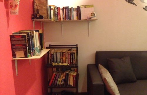 Kampung Surabaya Hotel | Woodpecker Lodge Kuching