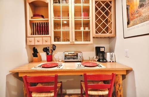 Downtown Park City Condominio | Woodside 11 1 Bedroom Condo by RedAwning