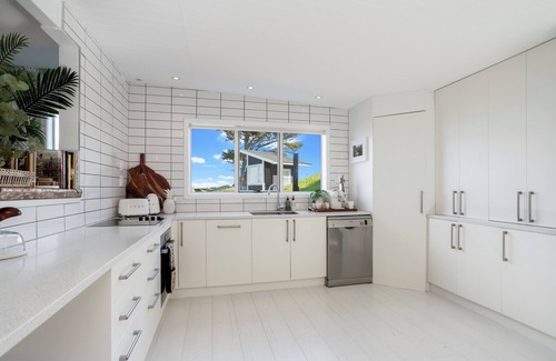 Waiheke Island Casa | Woodside Bay Estate - Stay Waiheke