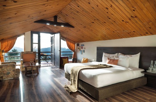 Shimla Hotel | WoodSmoke resort & Spa