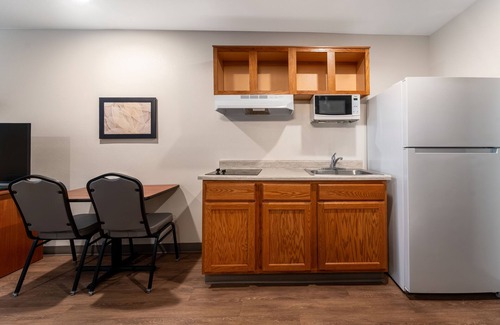 Huntcliff Hotel | WoodSpring Suites Columbia Fort Jackson