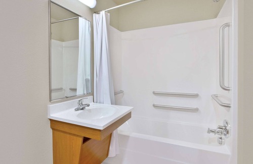 Norfolk - Virginia Beach Hotel | WoodSpring Suites Virginia Beach