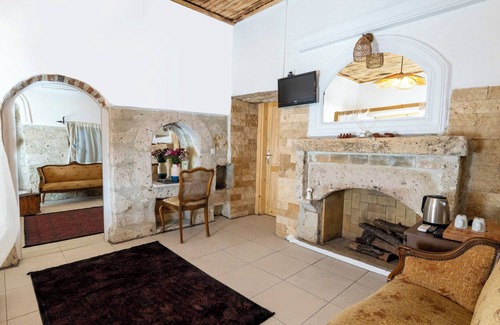 Tokoglu Hotel | Woodstock Alaçatı