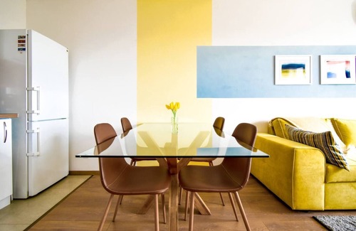 Sofia Apartamento | Work Friendly | 2BR | AC | Terrace | Free Parking