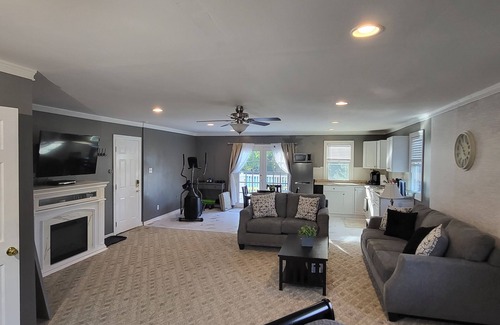 Lancaster Apartamento | Trabaja o juega, este es tu hogar lejos