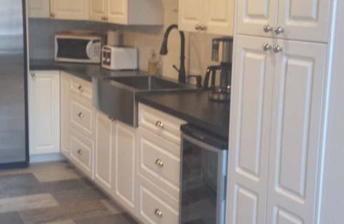 Lester Beach Cabaña | World Class executive Cottage with pool/hot tub near Grand Beach & Lake Winnipeg