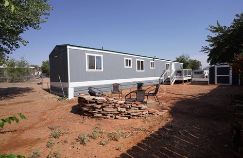 Big Water Casa | World Traveler BnB - Buckskin Slot Canyon and The Wave