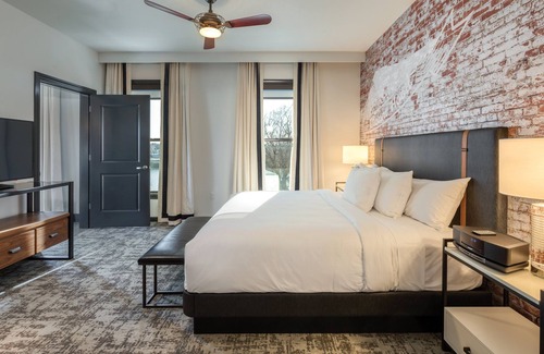 Old Town Chinatown Hotel | WorldMark Portland - Waterfront Park