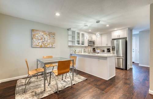 Paine Field-Lake Stickney Casa | » WOW! Dazzling Townhouse Duplex « AC & Fast WIFI