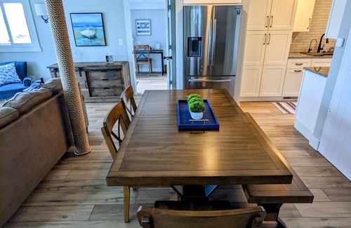 Penn Yan Cabaña | WOW! Newly Renovated Cottage on Keuka Lake. Perfect for a Vacation on the Water