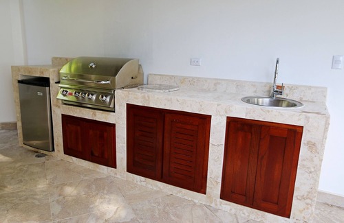 Dominical Casa | ¡ A pie de la playa! ¡Insana vista al mar! Perfecta ubicación! villa de lujo!