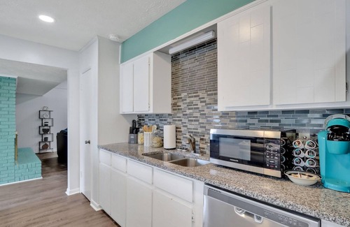 Warner Robins Casa | WR Robins Retreat 11bds Hot tub