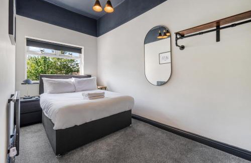 Liverpool Casa | Wrights Terrace - Air Host and Stay - 4 Bedroom