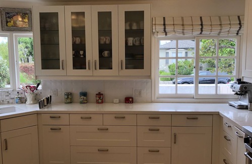 Sunset Park Casa | Writers House in Tree Lined Street