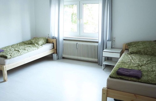 Remscheid Apartamento | WU09 stylish, central located apartment with Wifi and TV