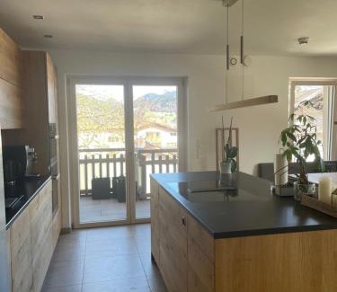 Bad Wiessee Apartamento | Wunderschönes 4 Zimmer Apartment mit Seeblick