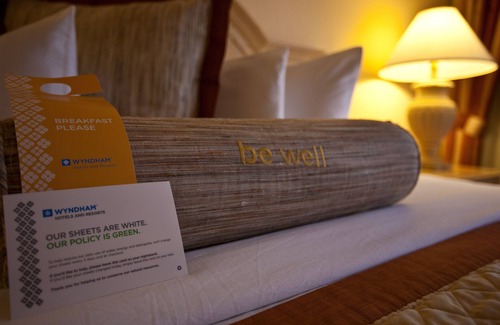 Biggs Field Hotel | Wyndham El Paso Airport Hotel & Waterpark