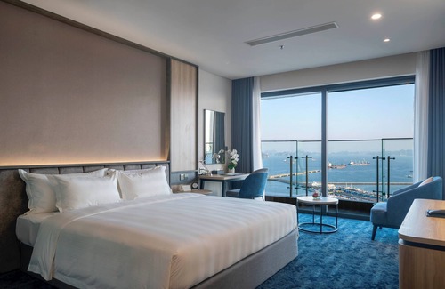 Bai Chay Hotel | Wyndham Garden Legend Halong