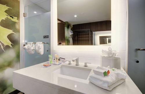 North Natomas Hotel | Wyndham Garden Sacramento Airport Natomas