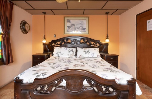 Pavas Cama Y Desayuno | XIN Bed & Breakfast