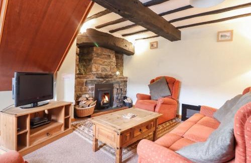 Llanbedr Casa | Y Bwthyn