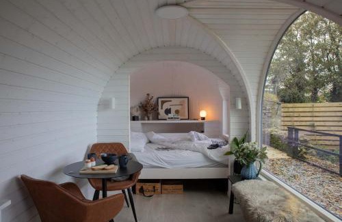 Amlwch Casa | Y Caban - A Luxury Rural Retreat with Seaviews