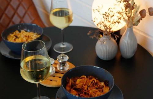 Amlwch Casa | Y Caban - A Luxury Rural Retreat with Seaviews