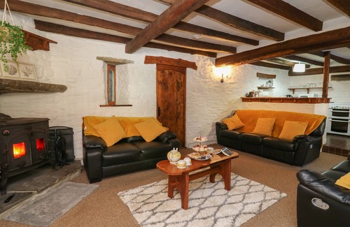 Llanybydder Cabaña | Y Cartws