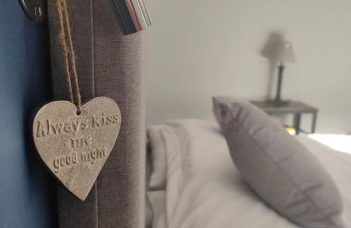 Glangrwyney Apartamento | Y Llofft - Cosy Country Retreat in the Brecon Beacons