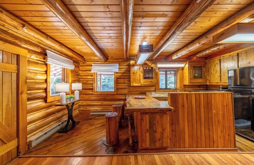 Troy Cabina | Yaak Riverfront Cabin - Hunting, Fishing & Family Get Away!