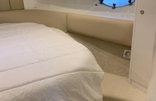 Pointe Croisette Alquiler De Eote | Yacht 17M Cannes Croisette Port Canto,3 Ch,clim,tv