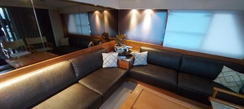 Nice Alquiler De Eote | Yacht Charter Nice Cannes Antibes