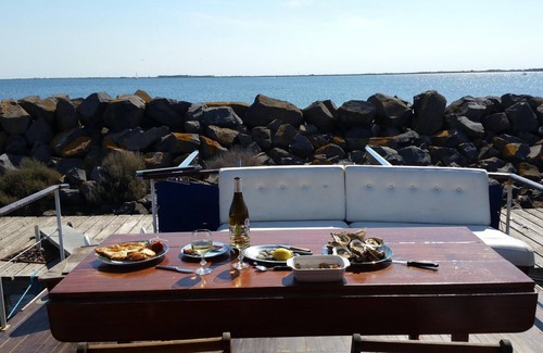 Marseillan Alquiler De Eote | Yate frente a la laguna de Thau