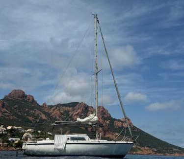 Saint-Raphael Alquiler De Eote | Yacht Studio Galarne