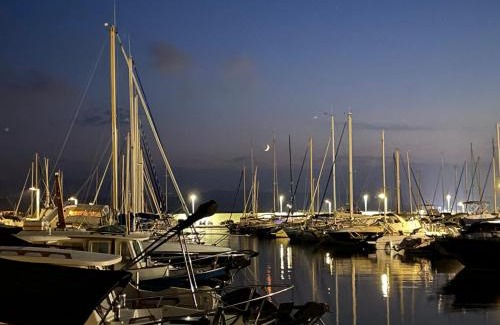 Saint-Raphael Alquiler De Eote | Yacht Studio Galarne