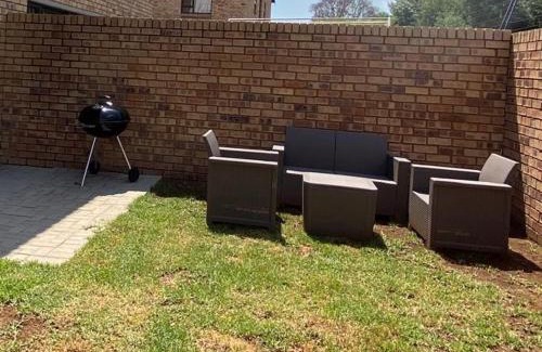 Germiston Apartamento | Yanaz Place