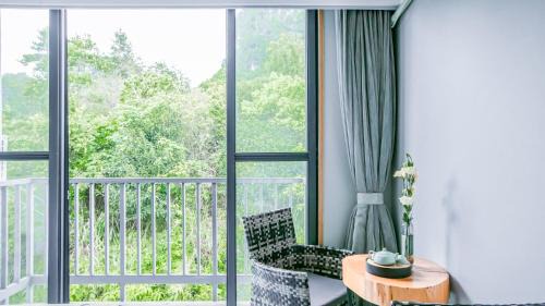 Yangshuo Casa | Yangshuo Courtyard Hotel - An all-English team by the Li River