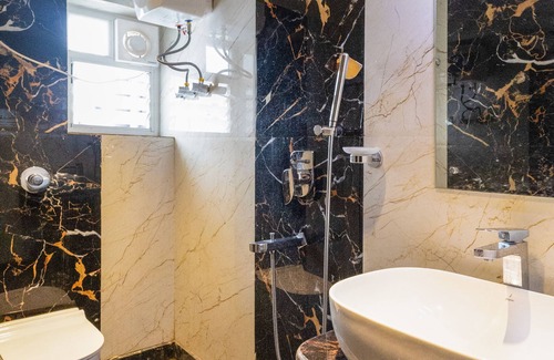 New Digha Hotel | Yashshree Bangla Queen