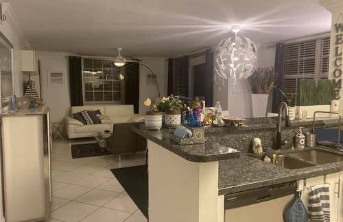 Aventura Apartamento | NEWLY RENOVATED! 3 BED 2BATH APT YATCH CLUB AT AVENTURA.