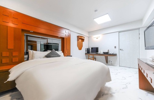 Yecheon Hotel | Yecheon Paradise Hotel