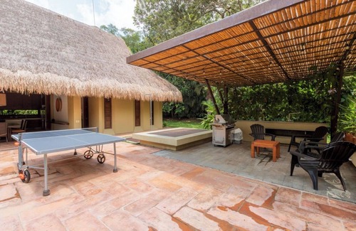 Anapoima Cabaña | Yeguas Y41 by Wynwood House
