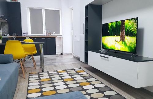 Sector 4 Apartamento | Yellow House Luxury Berceni
