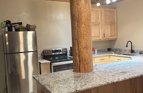 Bouvet Island Casa | Yellowstone Getaway – Luxury Log Cabin Near Madison River & Big Sky