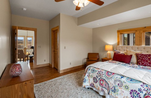 Livingston Casa | Yellowstone Manor:Livingston