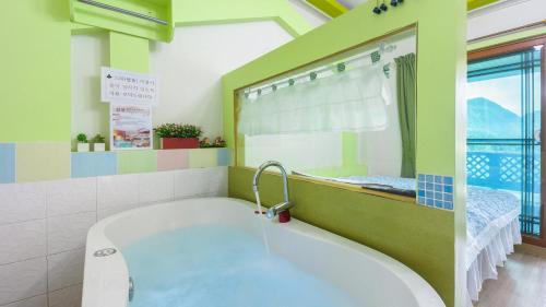 Yeongwol Casa | Yeongwol gangeulpumeunsoo pension
