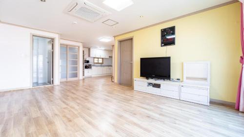 Yeosu Casa | yeosu moranggee pension