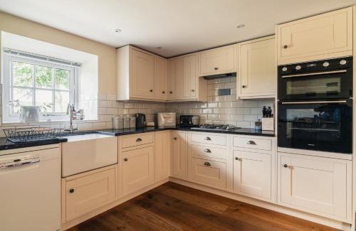 Penrith Casa | Yew Tree: Historic Georgian Farmhouse, Ellonby