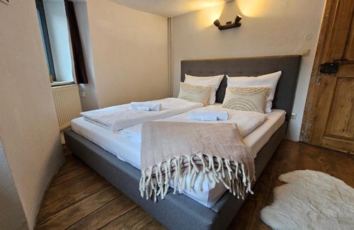 Dillingen an der Donau Casa | YFB l 500 Jahre alter Stadtmauerturm