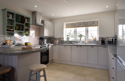 Llandovery Casa | Ynyswen Arosfa · Family Country Cottage with Stunning Mountain View