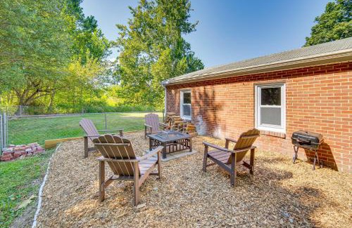 York Casa | York Farmhouse Hideaway Near Lake Redman